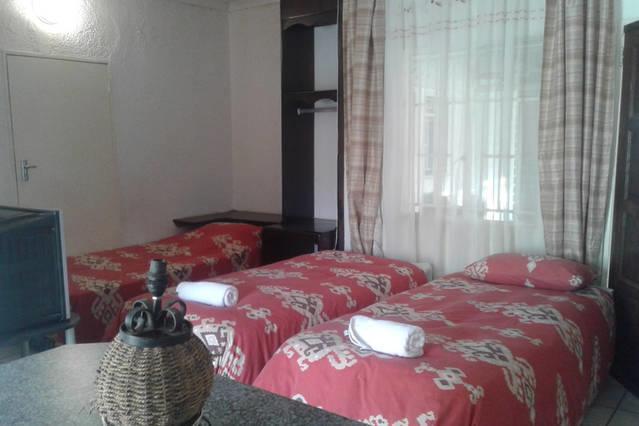 Road View Lodge Francistown Extérieur photo