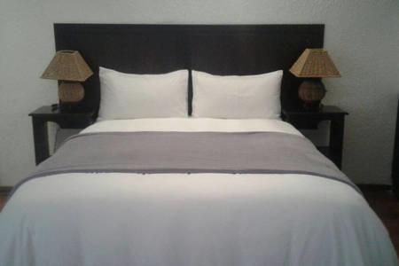 Road View Lodge Francistown Extérieur photo